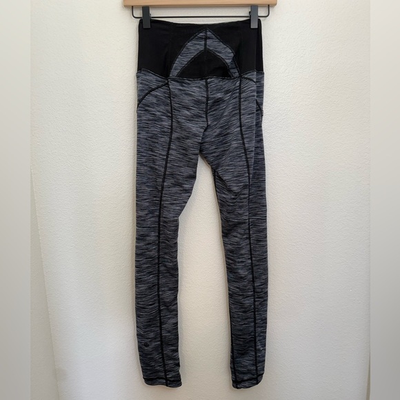 Lululemon Leggings Size 4 - Picture 3 of 11